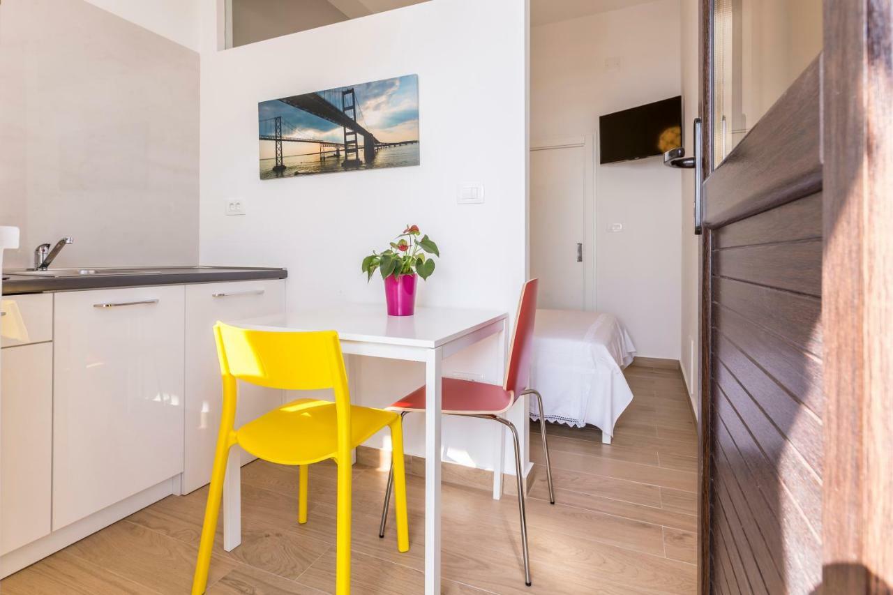 Apartments Sea Shore Split Exterior foto